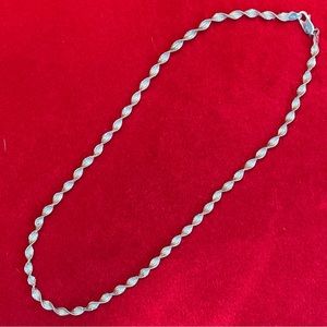 NWOT Sterling 9.25 Italian twist necklace w/ lobster clasp, stamped, 18”